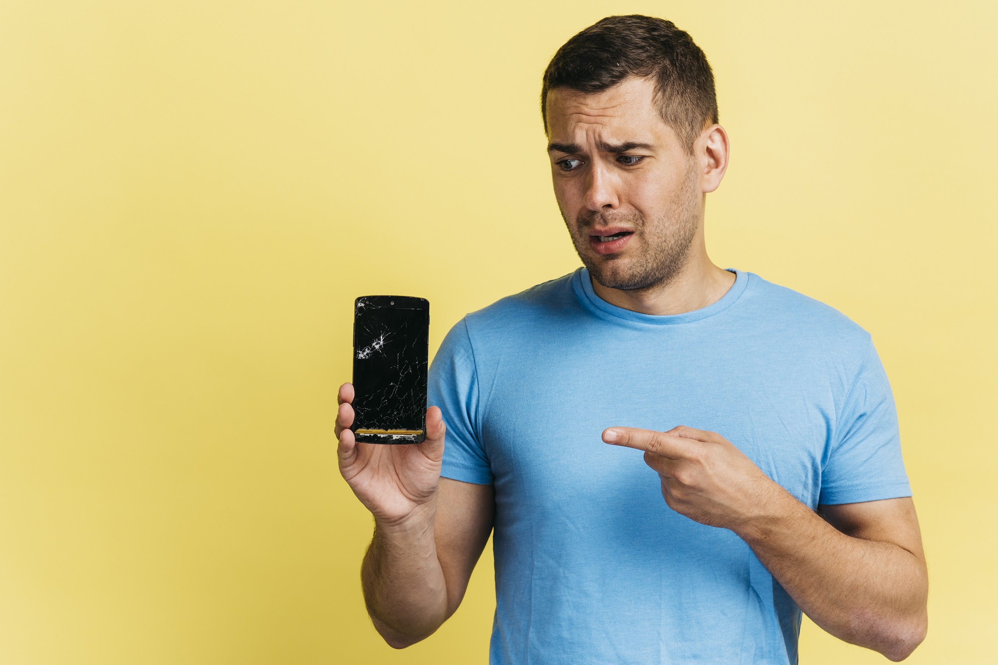 Read more about the article Direito do consumidor: celular com tela quebrada