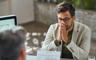 Fui demitido e a empresa não pagou a rescisão no prazo. Quais são as multas e meus direitos?